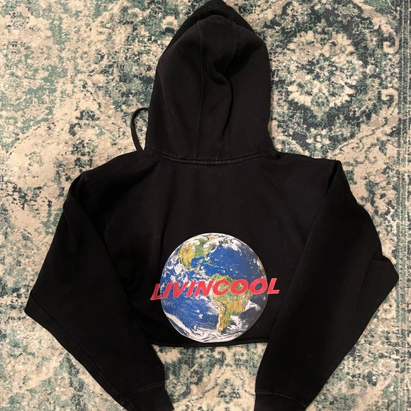 LIVINCOOL Cropped Hoodie Size S - Picture 2 of 2